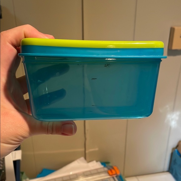 Fit And Fresh Colorful Stackable Food Storage Containers - Picture 11 of 14